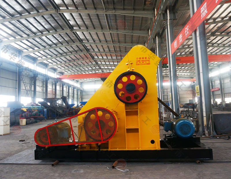 黏土污泥濕料粉碎也能出細料？答案就在這臺雙級無篩底粉碎機